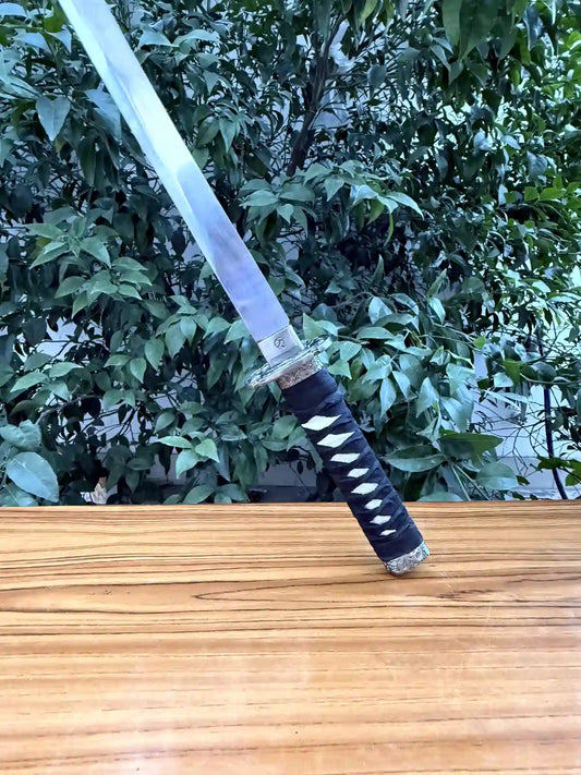 Black Japanese Katana Sword – Size 33 Inches