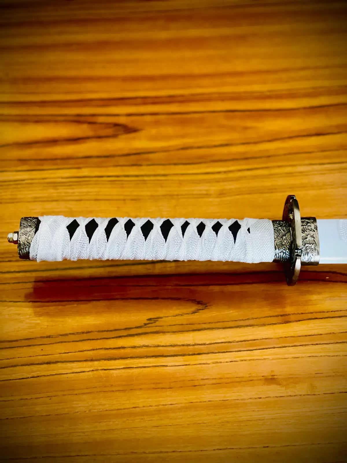 Real White and Black Handel | Silver Katana|
