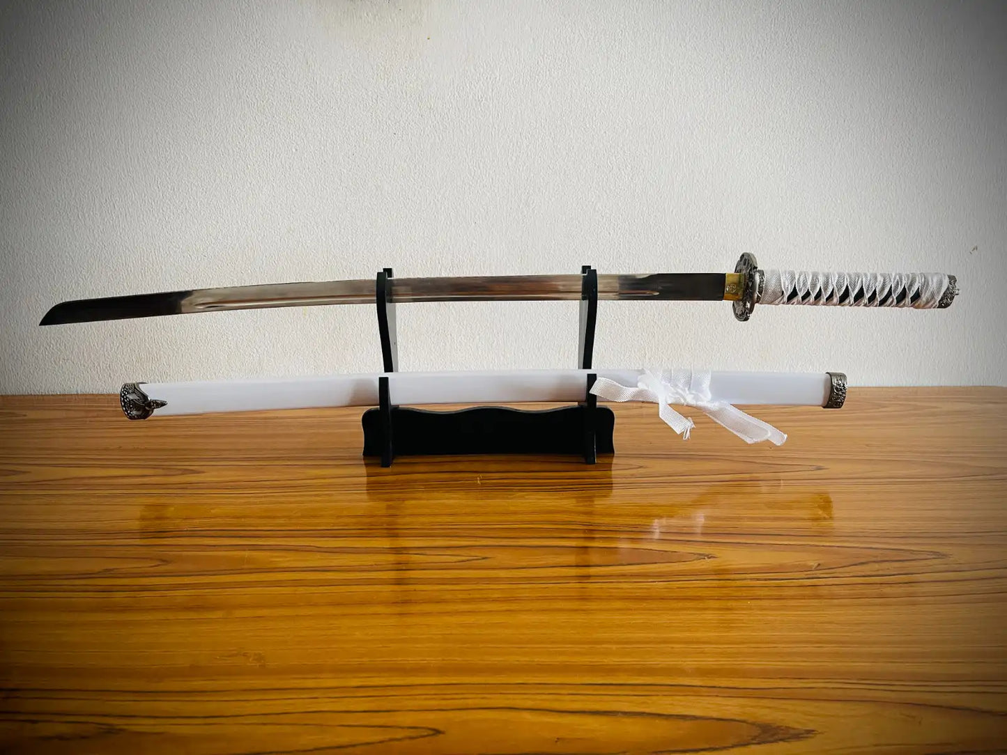 Real White and Black Handel | Silver Katana|