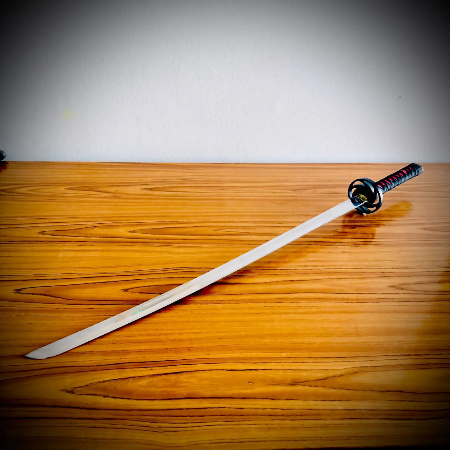 Black & Red Ring Handel  |Silver High Quality Katana |